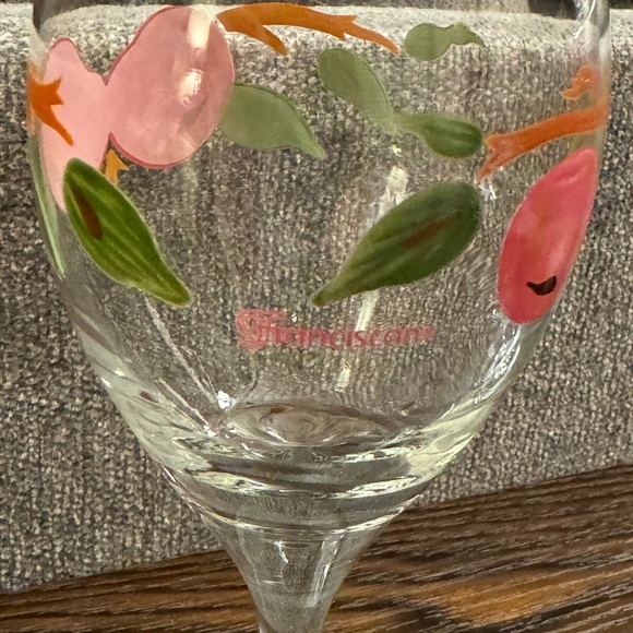 Vintage set of 4 Franciscan Apple Wine/Water glasses - Picture 4 of 6